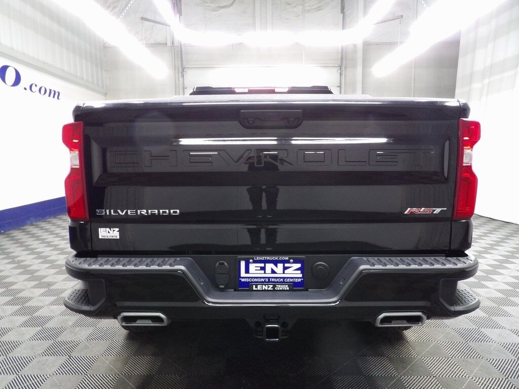 2023 Chevrolet Silverado 1500 4x4 Crew Cab RST Fond du Lac WI