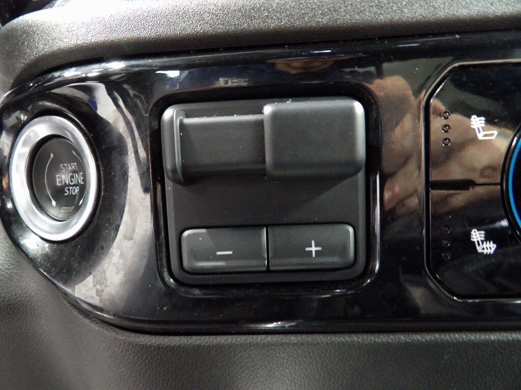 2023 Chevrolet Silverado 1500 4x4 Crew Cab RST Fond du Lac WI