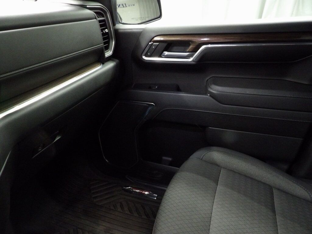 2023 Chevrolet Silverado 1500 4x4 Crew Cab RST Fond du Lac WI