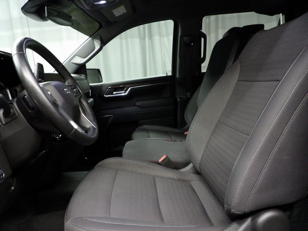2023 Chevrolet Silverado 1500 4x4 Crew Cab RST Fond du Lac WI