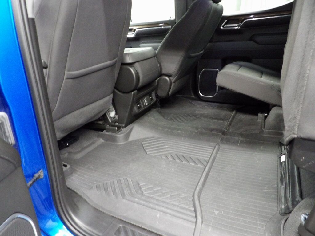 2023 Chevrolet Silverado 1500 4x4 Crew Cab RST Fond du Lac WI