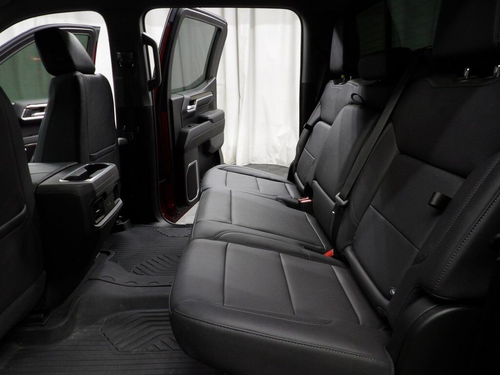 2023 Chevrolet Silverado 1500 4x4 Crew Cab RST Fond du Lac WI
