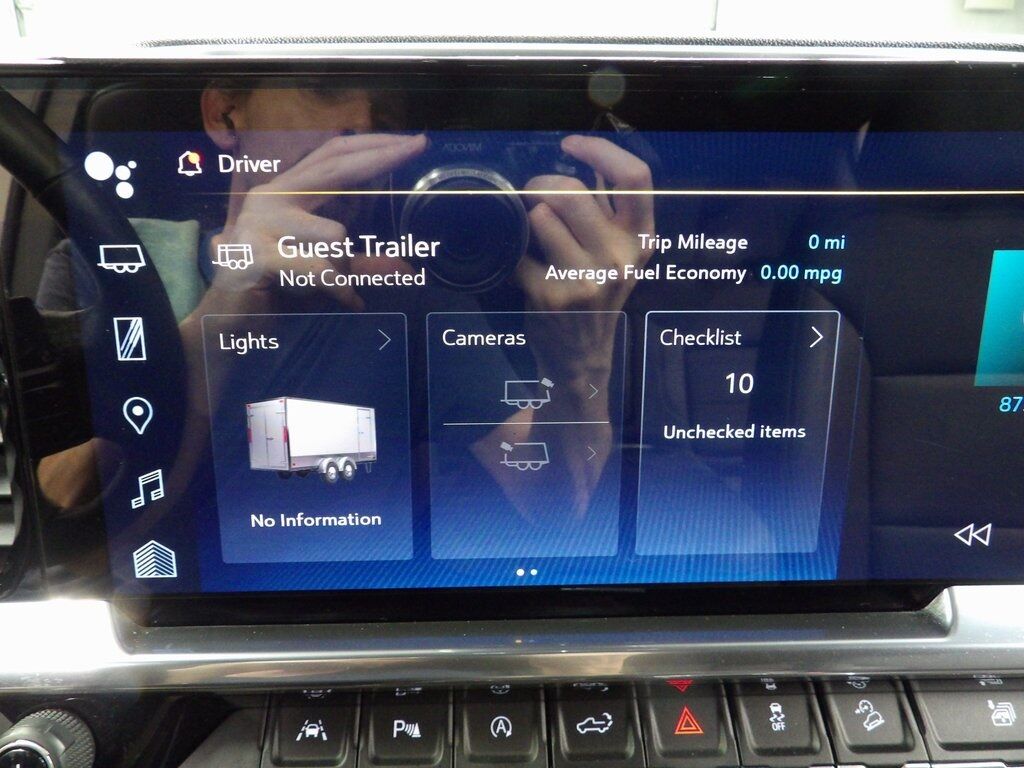 2023 Chevrolet Silverado 1500 4x4 Crew Cab RST Fond du Lac WI