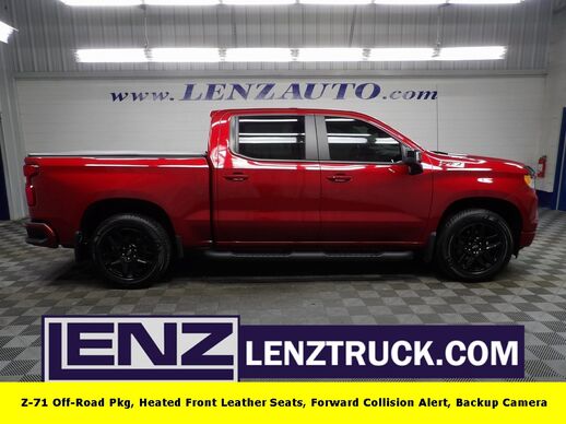 2023_Chevrolet_Silverado 1500_4x4 Crew Cab RST_ Fond du Lac WI