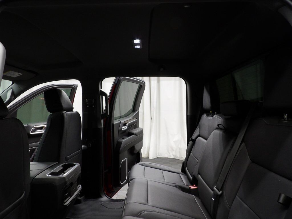 2023 Chevrolet Silverado 1500 4x4 Crew Cab RST Fond du Lac WI