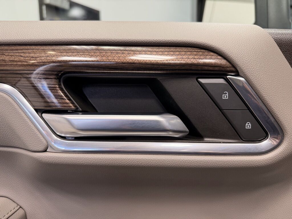 2023 Chevrolet Silverado 1500 4x4 Crew Cab RST Minocqua WI