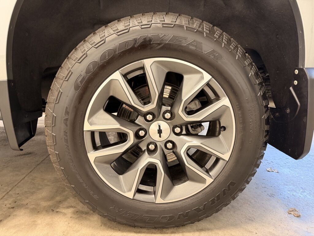 2023 Chevrolet Silverado 1500 4x4 Crew Cab RST Minocqua WI