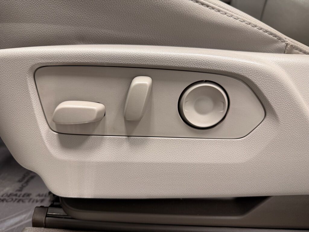 2023 Chevrolet Silverado 1500 4x4 Crew Cab RST Minocqua WI