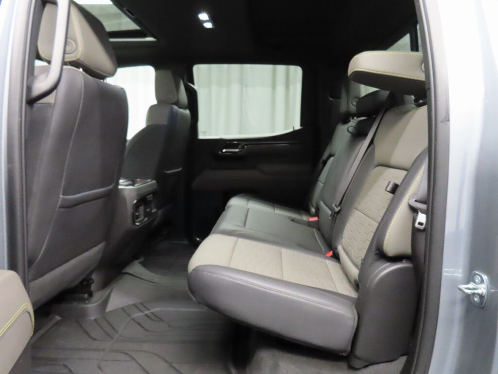 2023 Chevrolet Silverado 1500 4x4 Crew Cab ZR2 Fond du Lac WI