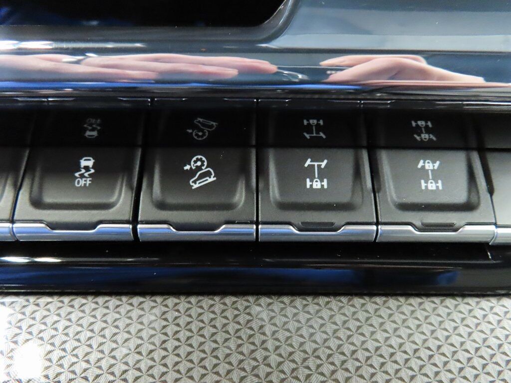 2023 Chevrolet Silverado 1500 4x4 Crew Cab ZR2 Fond du Lac WI