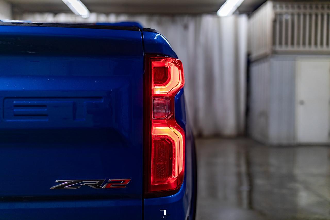 2023 Chevrolet Silverado 1500 4x4 Crew Cab ZR2 Leather Nav BCam Red Deer AB