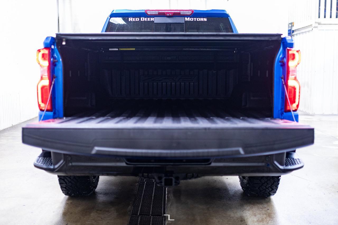 2023 Chevrolet Silverado 1500 4x4 Crew Cab ZR2 Leather Nav BCam Red Deer AB