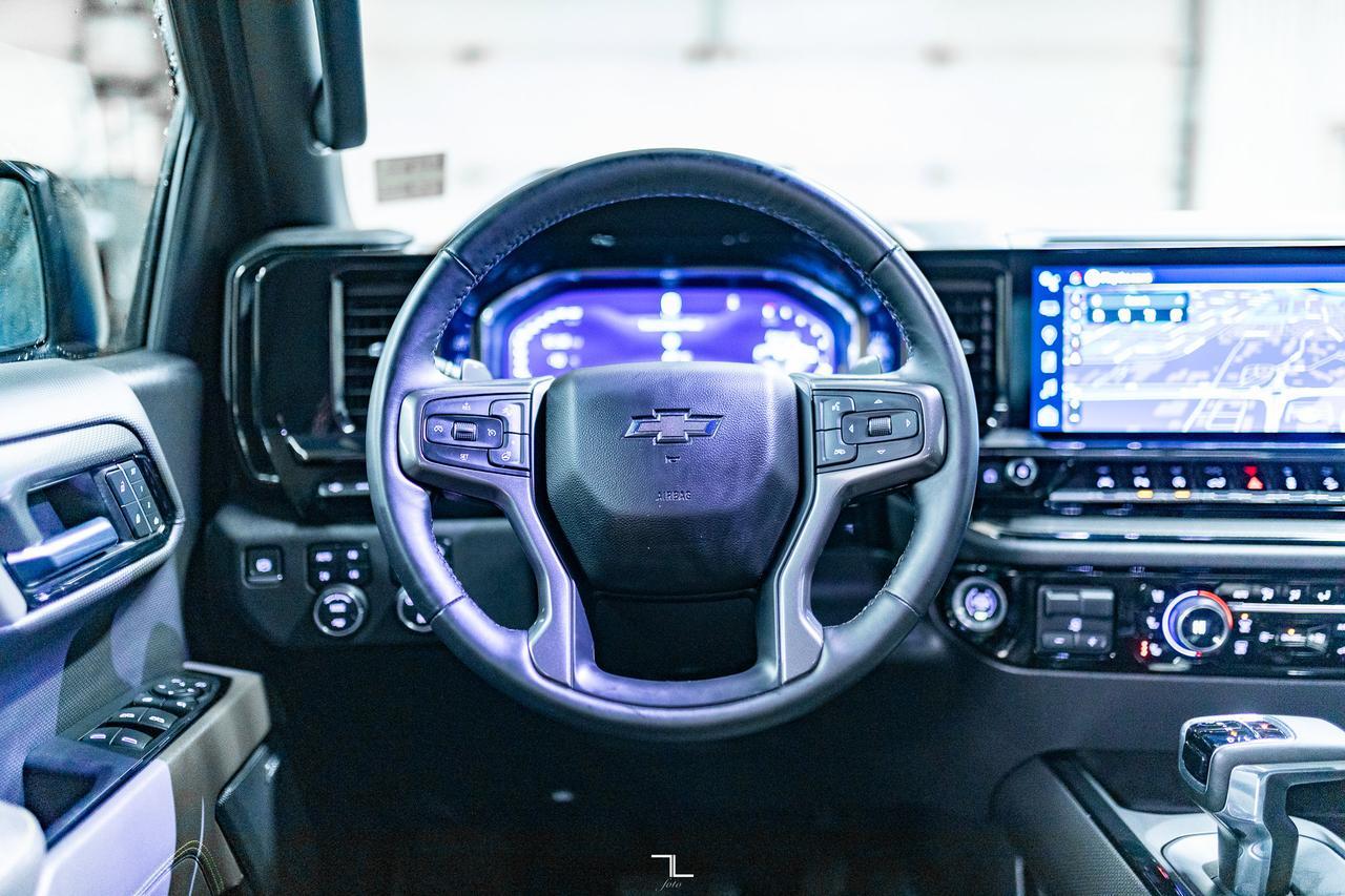 2023 Chevrolet Silverado 1500 4x4 Crew Cab ZR2 Leather Nav BCam Red Deer AB