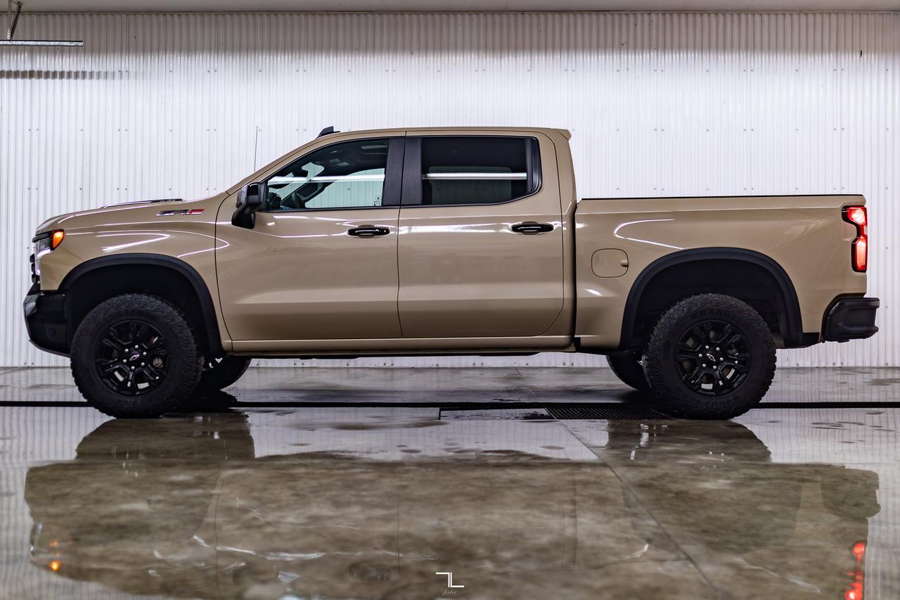 2023 Chevrolet Silverado 1500 4x4 Crew Cab ZR2 Leather Roof Nav BCam Red Deer AB