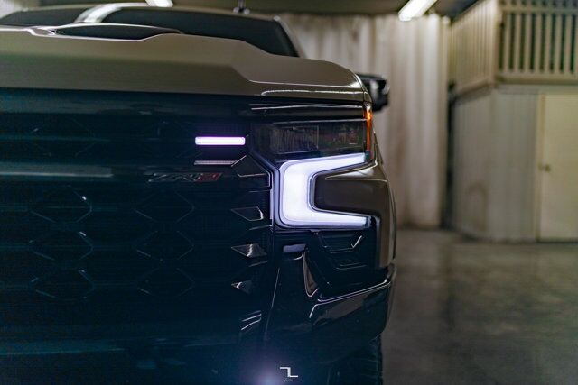 2023 Chevrolet Silverado 1500 4x4 Crew Cab ZR2 Leather Roof Nav BCam Red Deer AB