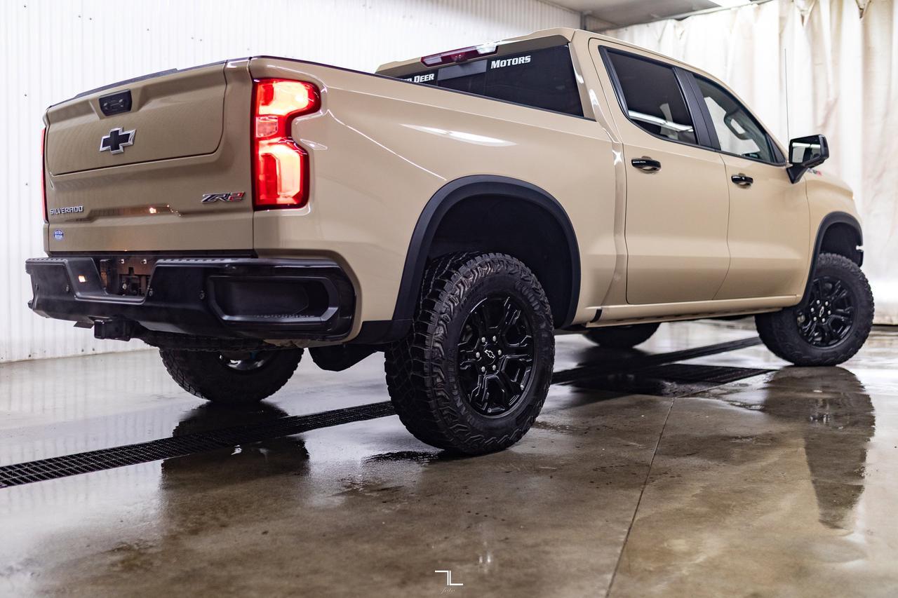 2023 Chevrolet Silverado 1500 4x4 Crew Cab ZR2 Leather Roof Nav BCam Red Deer AB