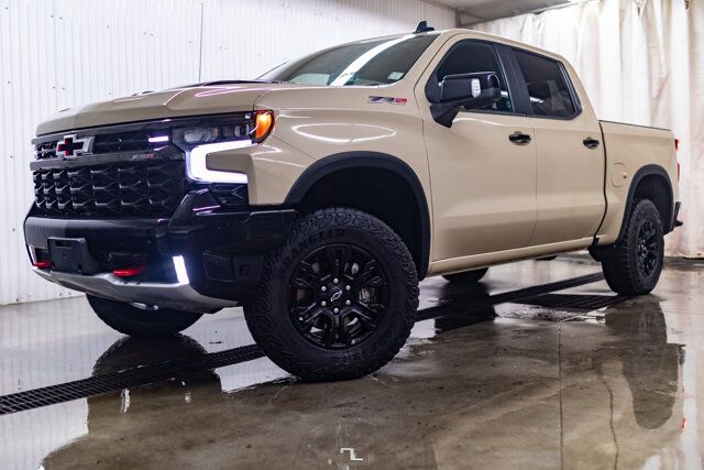 2023 Chevrolet Silverado 1500 4x4 Crew Cab ZR2 Leather Roof Nav BCam Red Deer AB