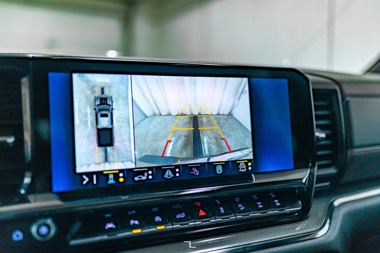 2023 Chevrolet Silverado 1500 4x4 Crew Cab ZR2 Leather Roof Nav BCam Red Deer AB