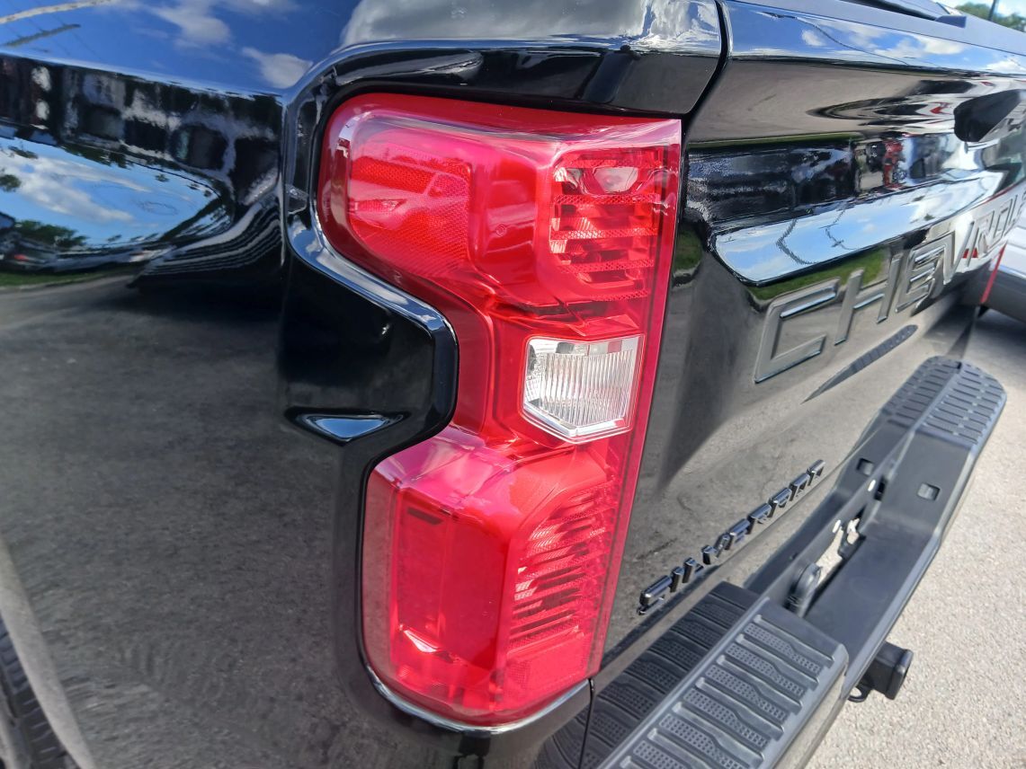 2023 Chevrolet Silverado 1500 Crew Cab Custom Pickup 4D 5 3/4 ft Maitland FL