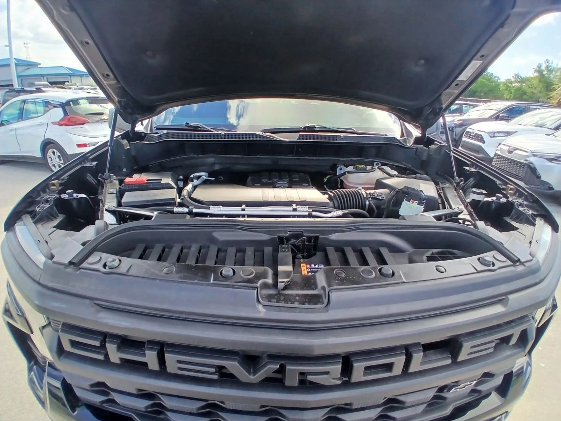 2023 Chevrolet Silverado 1500 Crew Cab Custom Pickup 4D 5 3/4 ft Maitland FL