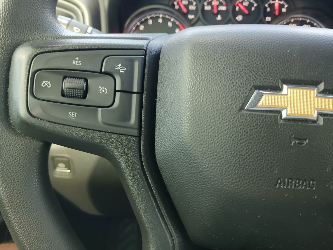 2023 Chevrolet Silverado 1500 Crew Cab Custom Pickup 4D 5 3/4 ft Maitland FL