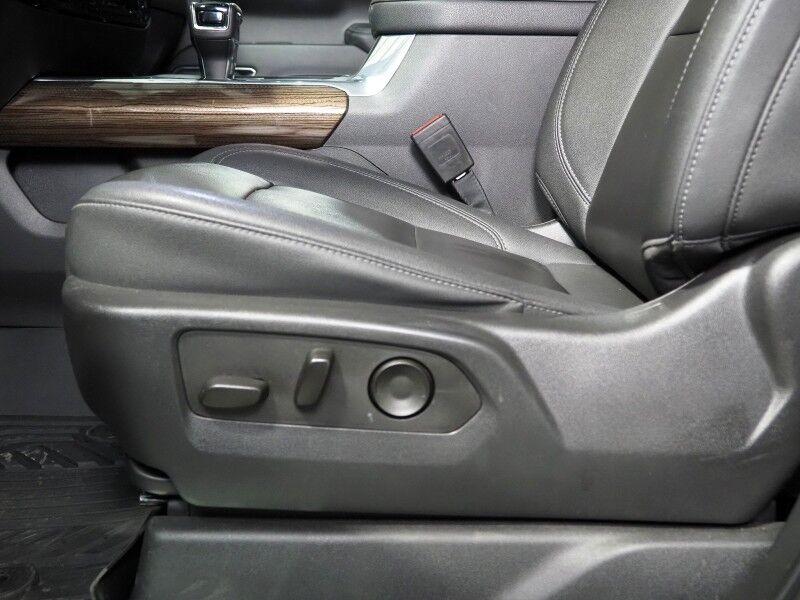 2023 Chevrolet Silverado 1500 Crew Cab LT Trail Boss 4WD *PREMIUM PKG, 5.3L V8, ADAPTIVE CRUISE, SAFETY ALERTS, 360 VIEW CAMERAS, LEATHER, HEATED SEATS/STEERING, REMOTE START, 20 INCH WHEELS, BOSE, WIRELESS CHARGING Round Rock TX