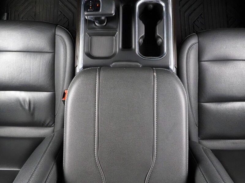 2023 Chevrolet Silverado 1500 Crew Cab LT Trail Boss 4WD *PREMIUM PKG, 5.3L V8, ADAPTIVE CRUISE, SAFETY ALERTS, 360 VIEW CAMERAS, LEATHER, HEATED SEATS/STEERING, REMOTE START, 20 INCH WHEELS, BOSE, WIRELESS CHARGING Round Rock TX