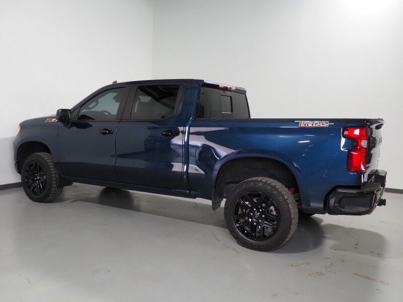 2023 Chevrolet Silverado 1500 Crew Cab LT Trail Boss 4WD *PREMIUM PKG, 5.3L V8, ADAPTIVE CRUISE, SAFETY ALERTS, 360 VIEW CAMERAS, LEATHER, HEATED SEATS/STEERING, REMOTE START, 20 INCH WHEELS, BOSE, WIRELESS CHARGING Round Rock TX