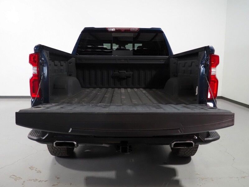 2023 Chevrolet Silverado 1500 Crew Cab LT Trail Boss 4WD *PREMIUM PKG, 5.3L V8, ADAPTIVE CRUISE, SAFETY ALERTS, 360 VIEW CAMERAS, LEATHER, HEATED SEATS/STEERING, REMOTE START, 20 INCH WHEELS, BOSE, WIRELESS CHARGING Round Rock TX