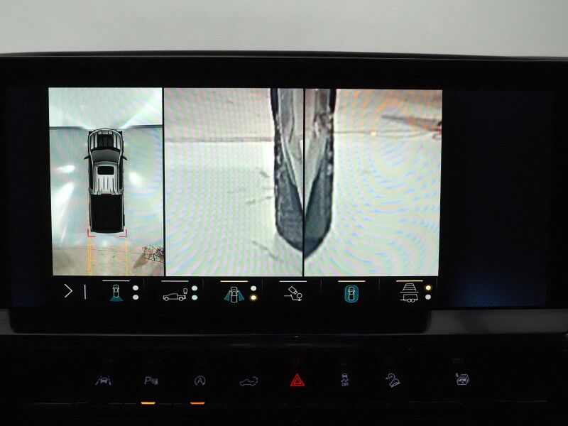 2023 Chevrolet Silverado 1500 Crew Cab LT Trail Boss 4WD *PREMIUM PKG, 5.3L V8, ADAPTIVE CRUISE, SAFETY ALERTS, 360 VIEW CAMERAS, LEATHER, HEATED SEATS/STEERING, REMOTE START, 20 INCH WHEELS, BOSE, WIRELESS CHARGING Round Rock TX