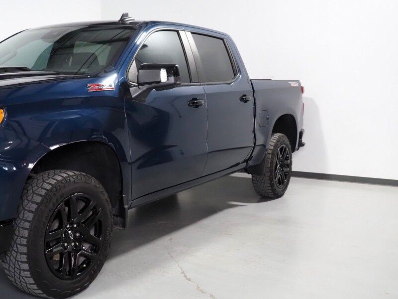 2023 Chevrolet Silverado 1500 Crew Cab LT Trail Boss 4WD *PREMIUM PKG, 5.3L V8, ADAPTIVE CRUISE, SAFETY ALERTS, 360 VIEW CAMERAS, LEATHER, HEATED SEATS/STEERING, REMOTE START, 20 INCH WHEELS, BOSE, WIRELESS CHARGING Round Rock TX