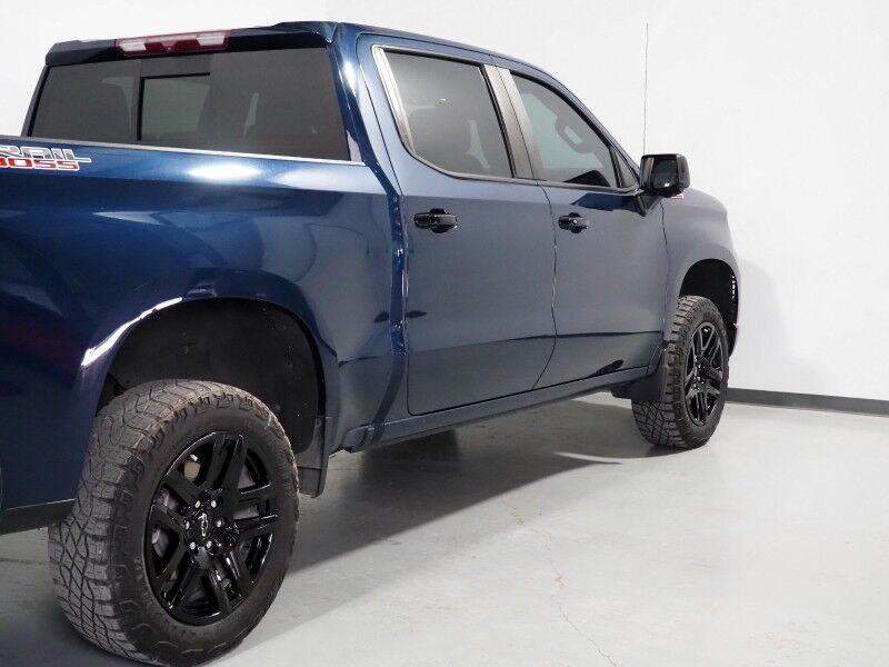 2023 Chevrolet Silverado 1500 Crew Cab LT Trail Boss 4WD *PREMIUM PKG, 5.3L V8, ADAPTIVE CRUISE, SAFETY ALERTS, 360 VIEW CAMERAS, LEATHER, HEATED SEATS/STEERING, REMOTE START, 20 INCH WHEELS, BOSE, WIRELESS CHARGING Round Rock TX