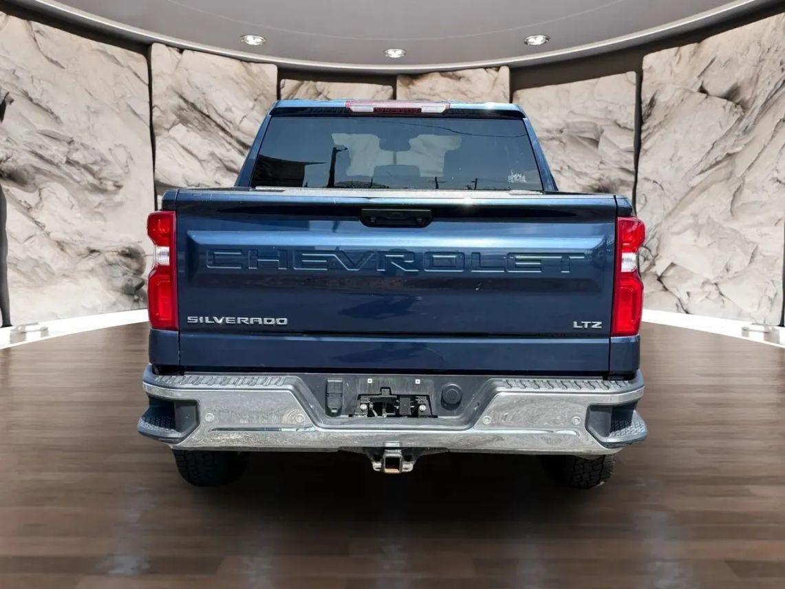 2023 Chevrolet Silverado 1500 Crew Cab LTZ Pickup 4D 5 3/4 ft Cincinnati OH