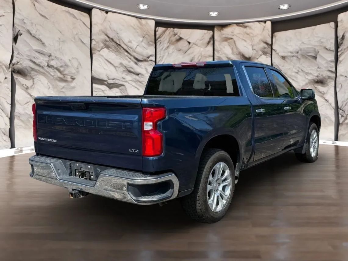 2023 Chevrolet Silverado 1500 Crew Cab LTZ Pickup 4D 5 3/4 ft Cincinnati OH