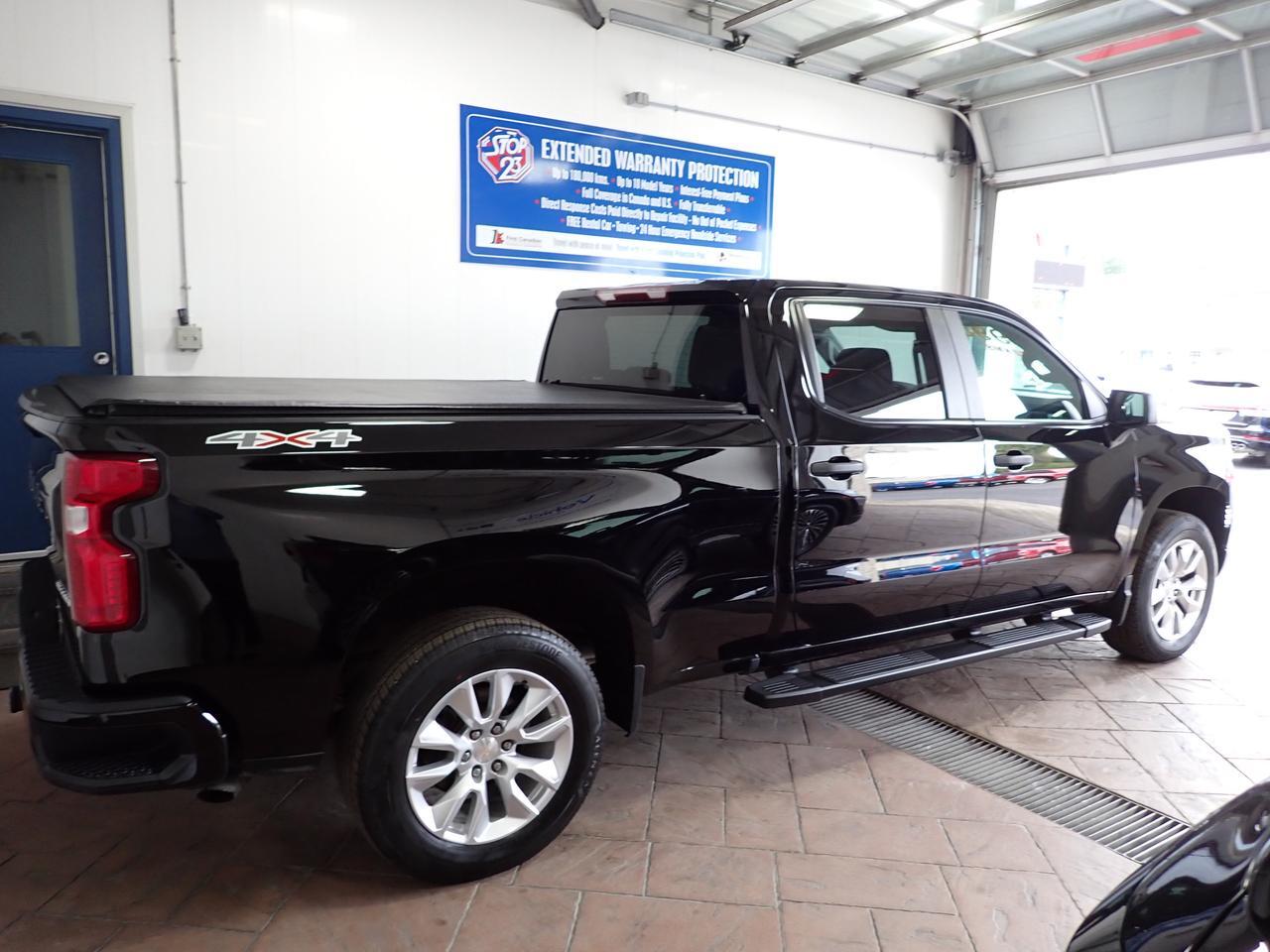 2023 Chevrolet Silverado 1500 Custom 4WD CREW CAB Listowel ON