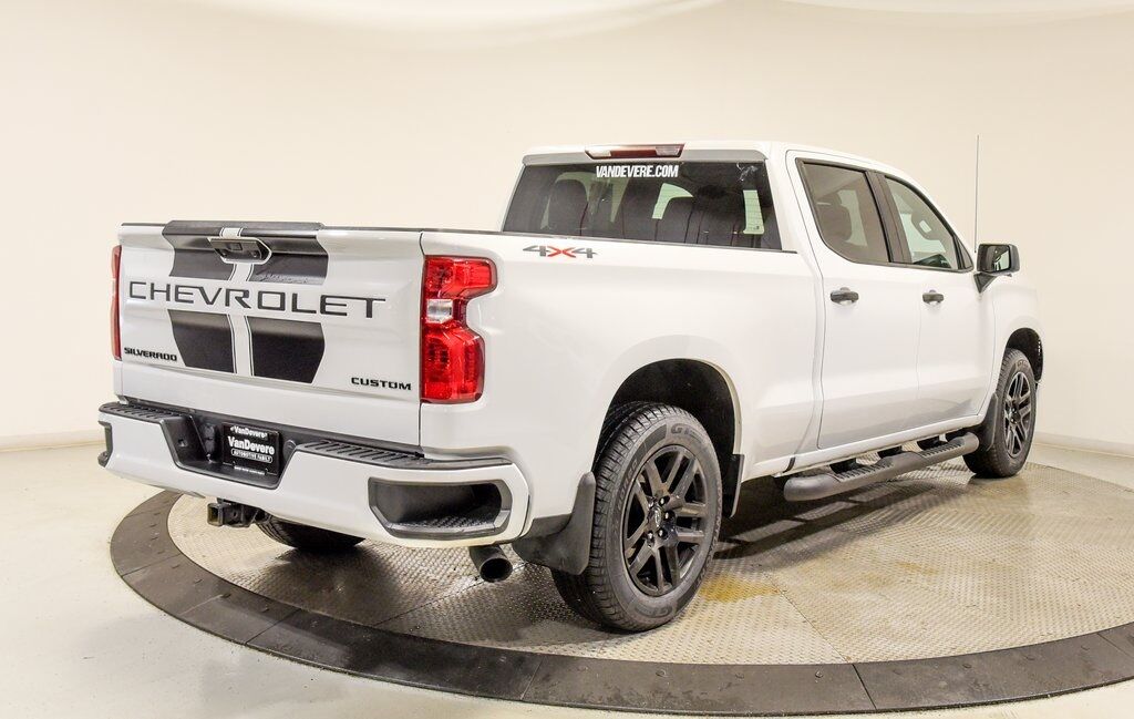 2023 Chevrolet Silverado 1500 Custom Akron