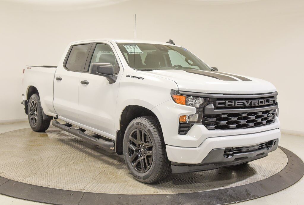 2023 Chevrolet Silverado 1500 Custom Akron