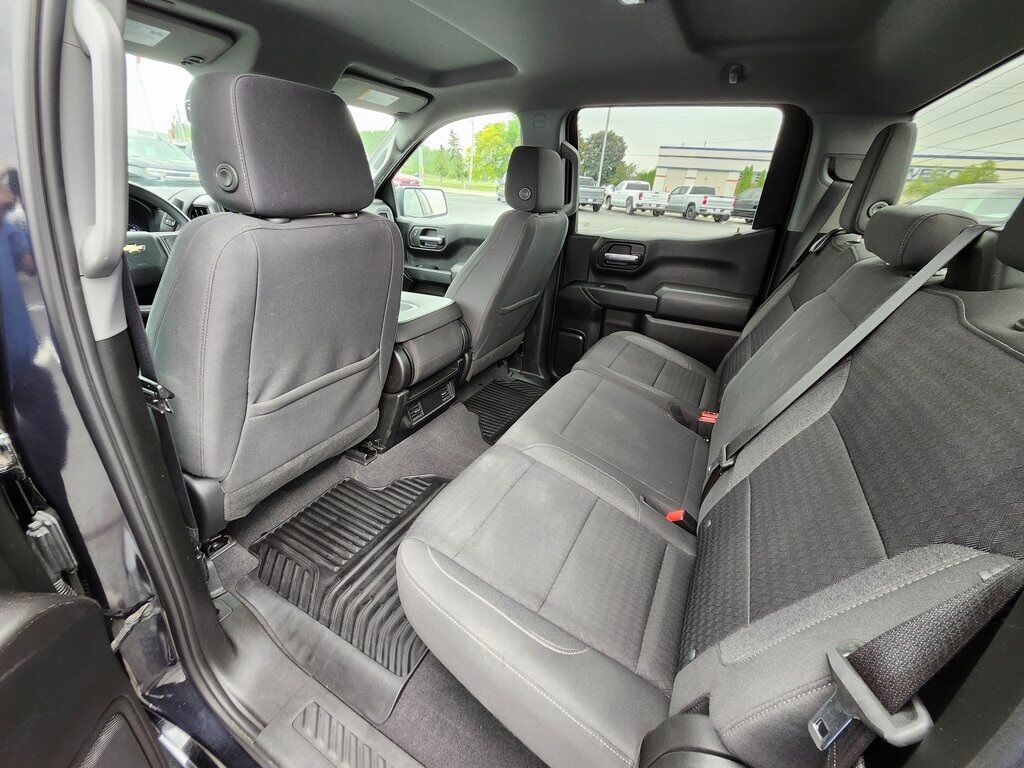 2023 Chevrolet Silverado 1500 Custom Green Bay WI