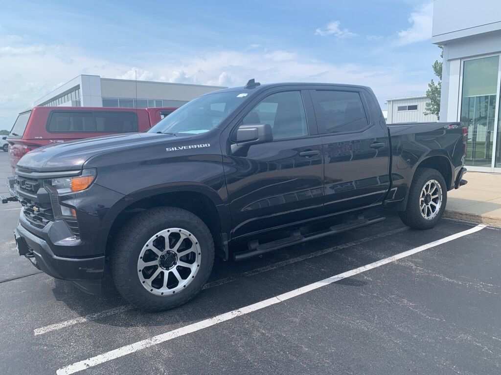 2023 Chevrolet Silverado 1500 Custom Green Bay WI