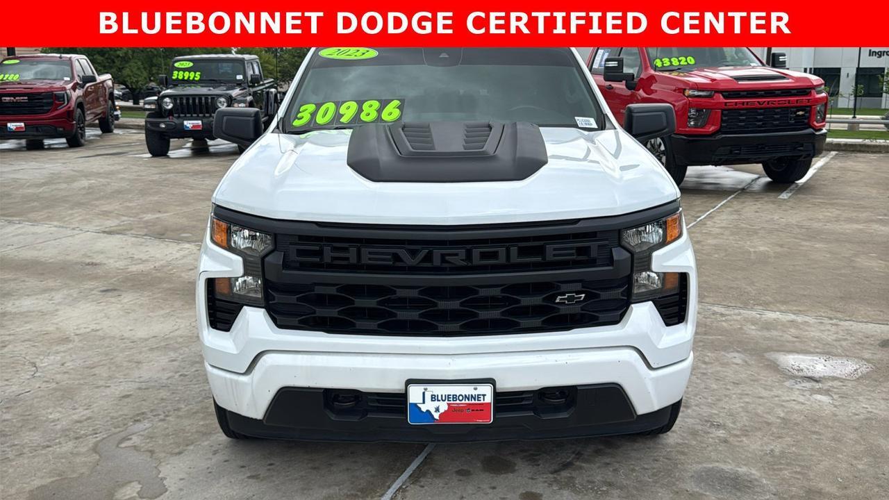 2023 Chevrolet Silverado 1500 Custom