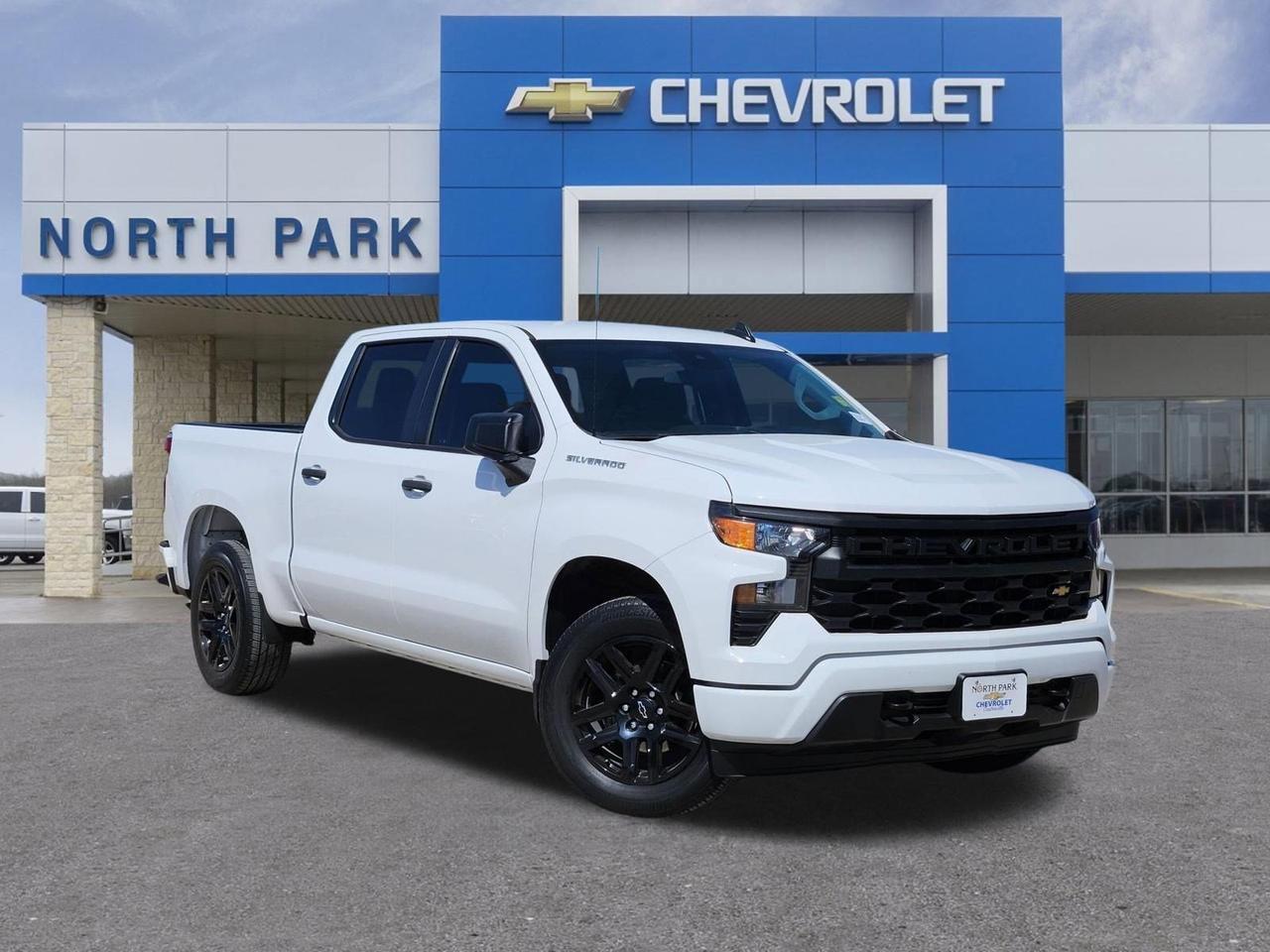 2023 Chevrolet Silverado 1500 Custom