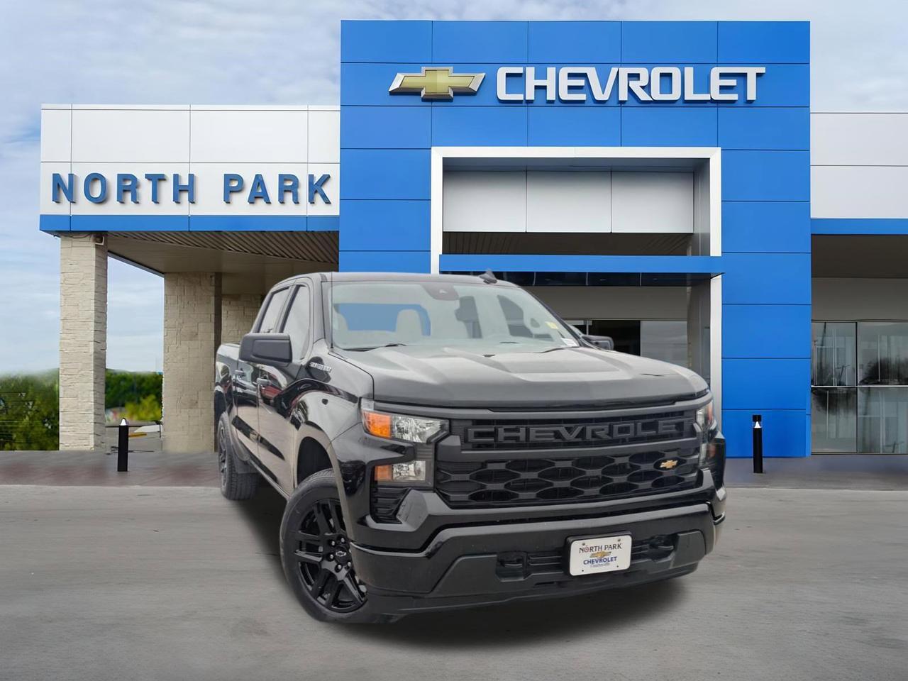 2023 Chevrolet Silverado 1500 Custom