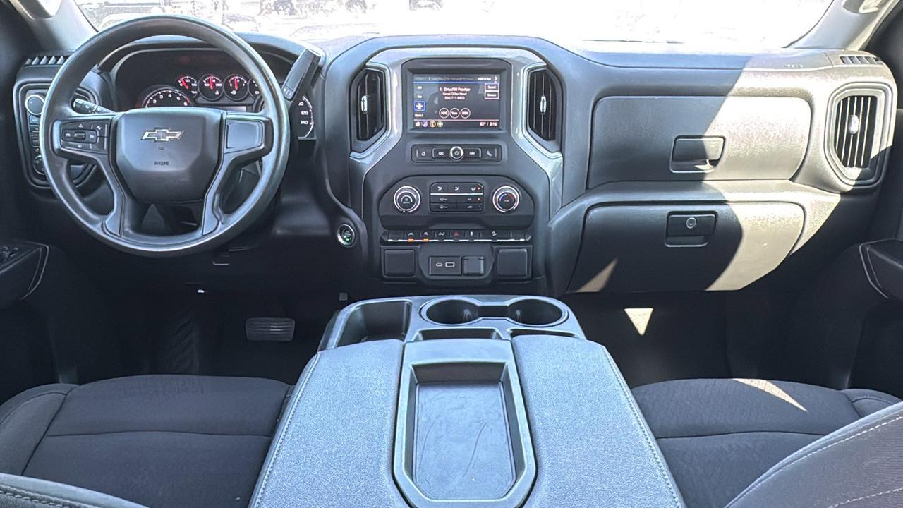 2023 Chevrolet Silverado 1500 Custom Trail Boss  Selma TX