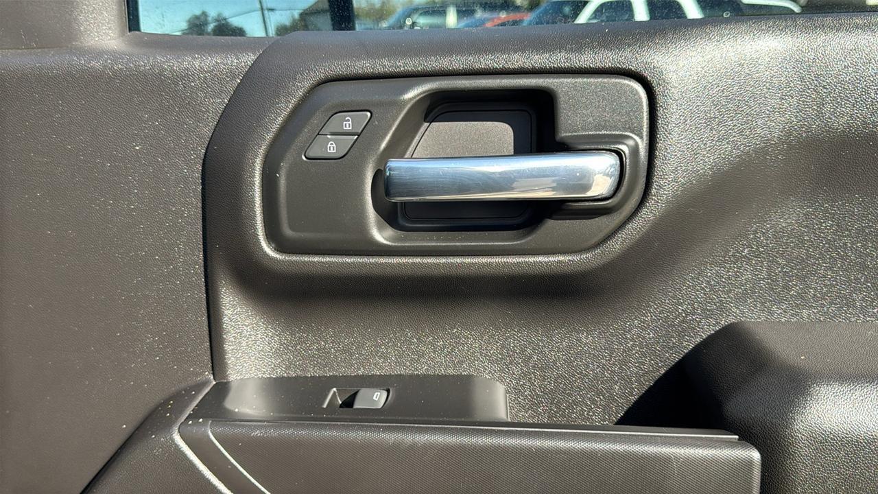 2023 Chevrolet Silverado 1500 Custom Trail Boss  Selma TX