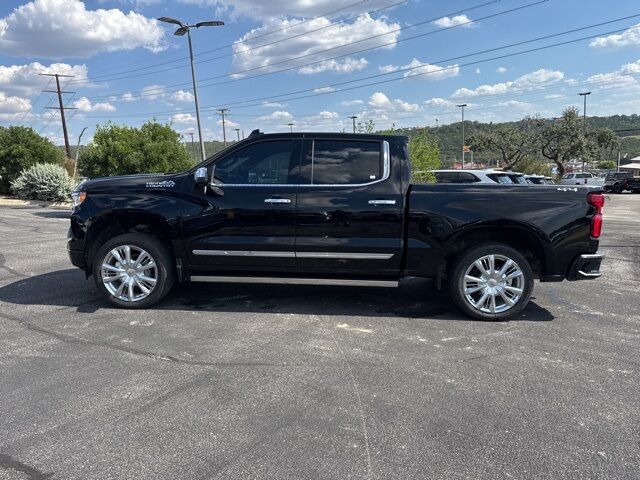 2023 Chevrolet Silverado 1500 High Country  TX