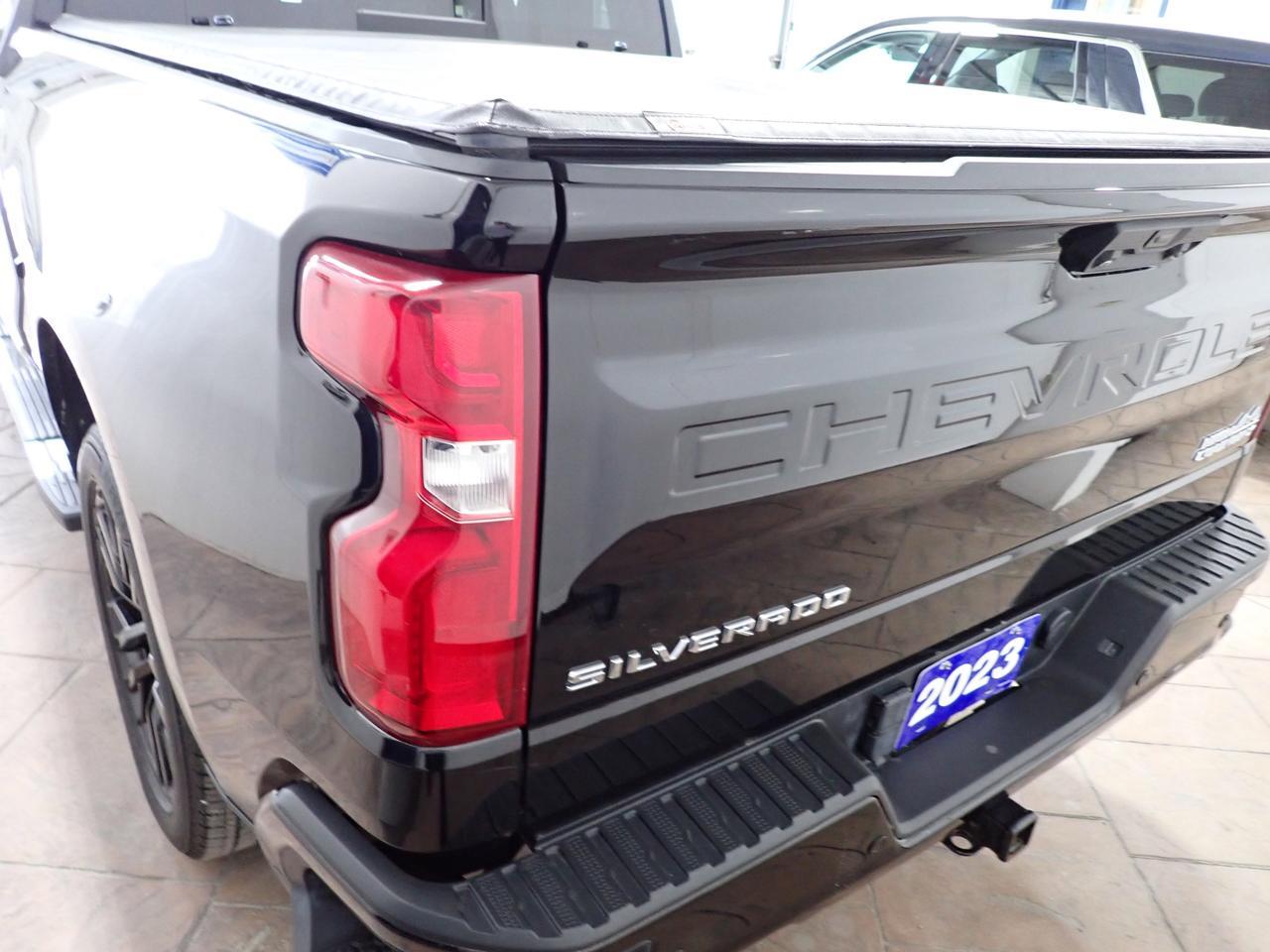 2023 Chevrolet Silverado 1500 High Country 4WD CREW CAB LEATHER SUNROOF NAVI Listowel ON