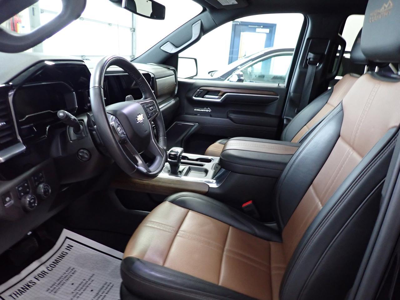 2023 Chevrolet Silverado 1500 High Country 4WD CREW CAB LEATHER SUNROOF NAVI Listowel ON