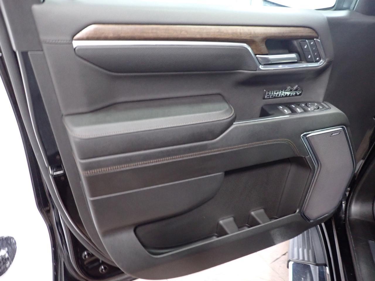 2023 Chevrolet Silverado 1500 High Country 4WD CREW CAB LEATHER SUNROOF NAVI Listowel ON