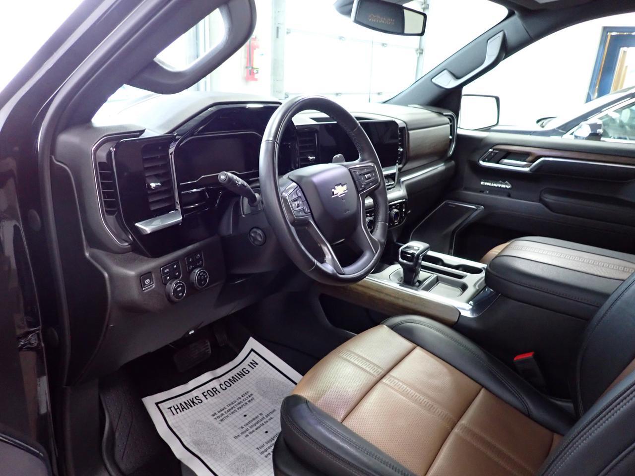 2023 Chevrolet Silverado 1500 High Country 4WD CREW CAB LEATHER SUNROOF NAVI Listowel ON