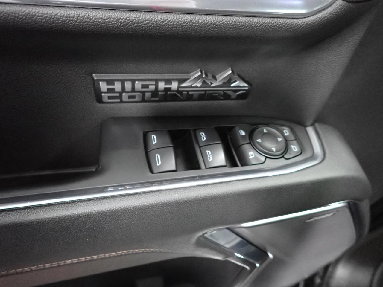 2023 Chevrolet Silverado 1500 High Country 4WD CREW CAB LEATHER SUNROOF NAVI Listowel ON